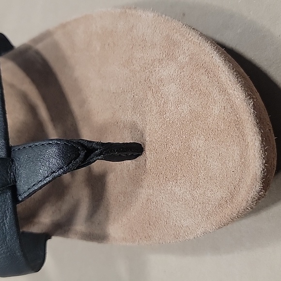 UGG Black Wedge Sandals, Leather Solid and Braided Straps, NWOT.  Size 8.5 - Picture 6 of 8